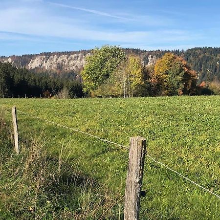 Nuit Insolite - La Cabane Du Haut-Doubs Les Gras Екстер'єр фото